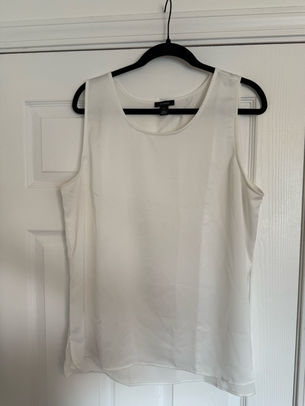 Halogen White Sleeveless Scoop Neck Camisole